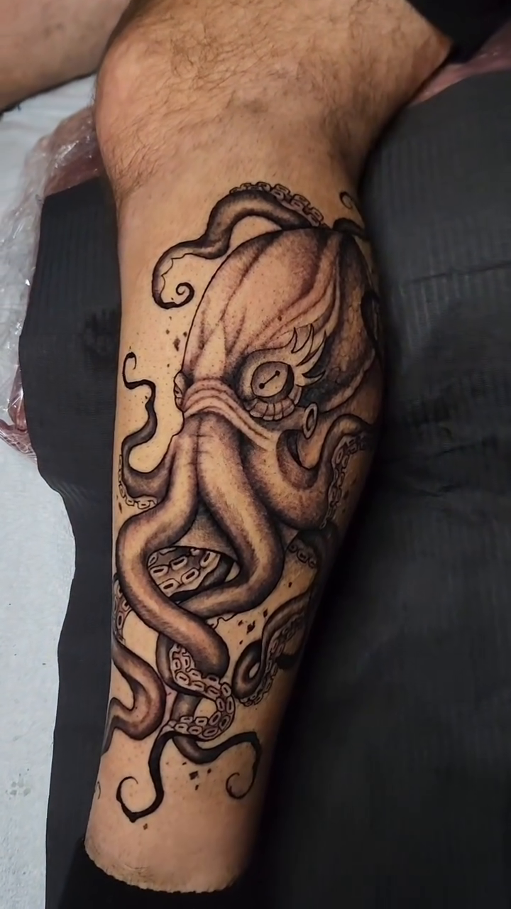 Tattoo by @theinkedgoddess β black_and_grey, illustrative