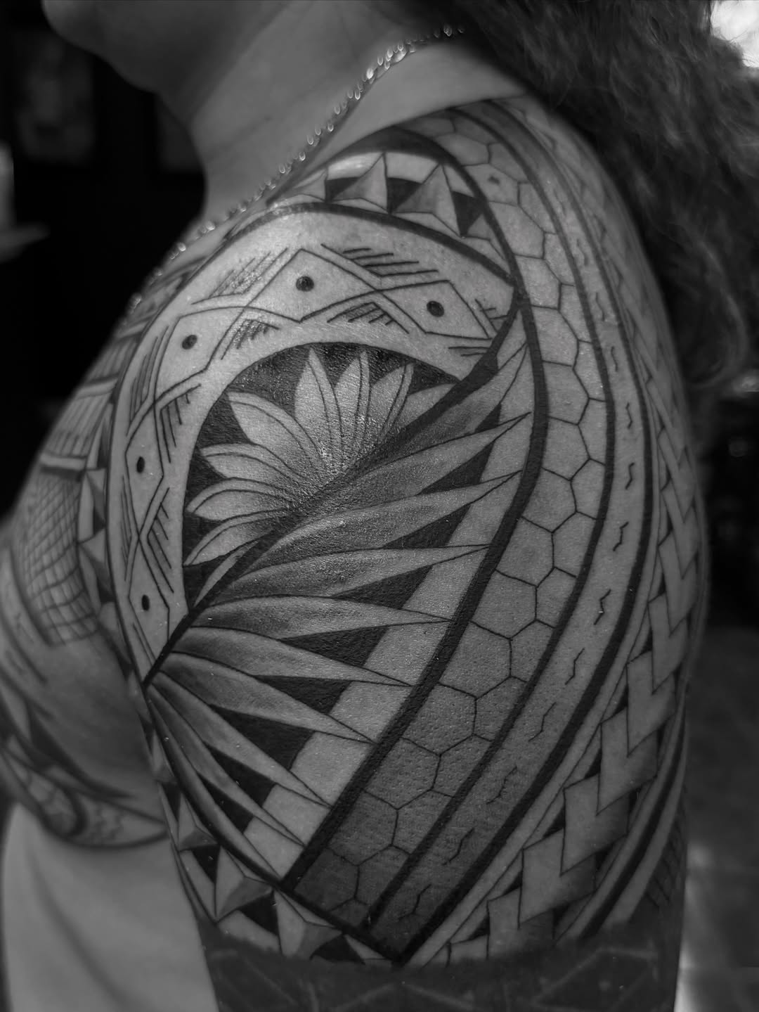 Tattoo by @healohakamanu — geometric, tribal