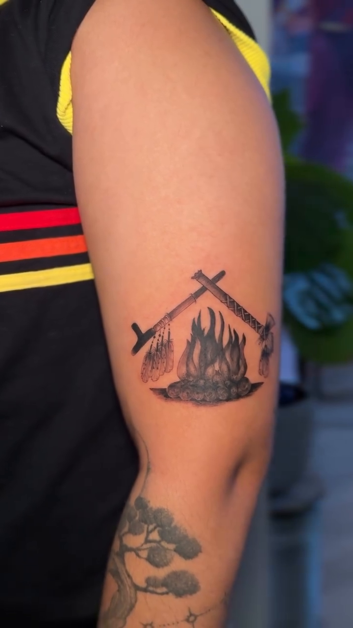 Tattoo by @inkbysyd โ illustrative, black_and_grey