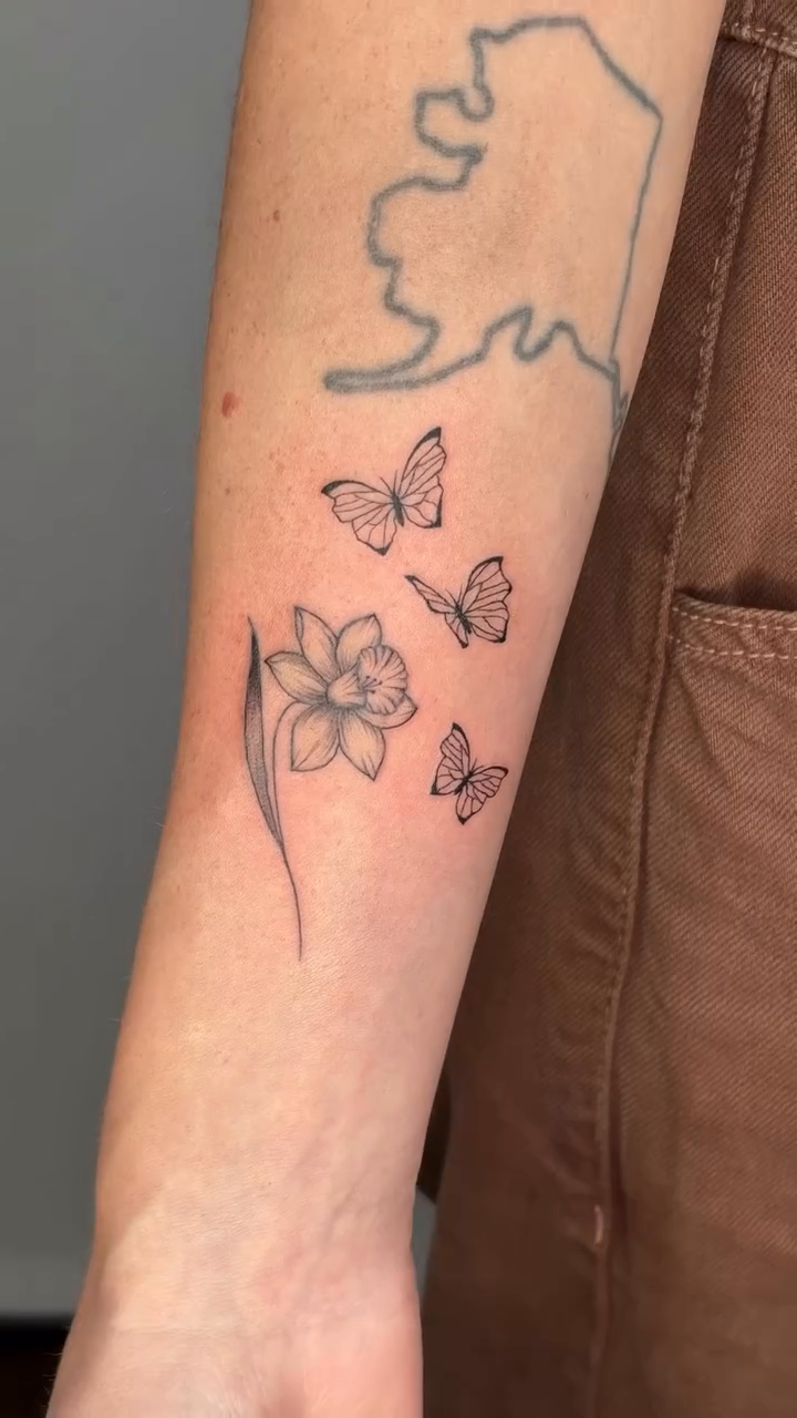 Tattoo by @katelynjoy.ink — fine_line, illustrative