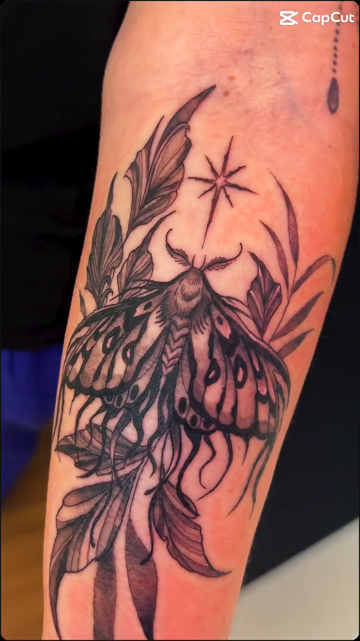 Tattoo by @jespetrietattoos — black_and_grey, realism