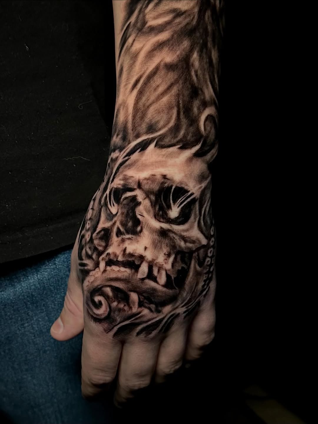 Tattoo by @comfychrisf — blackwork, dark_realism