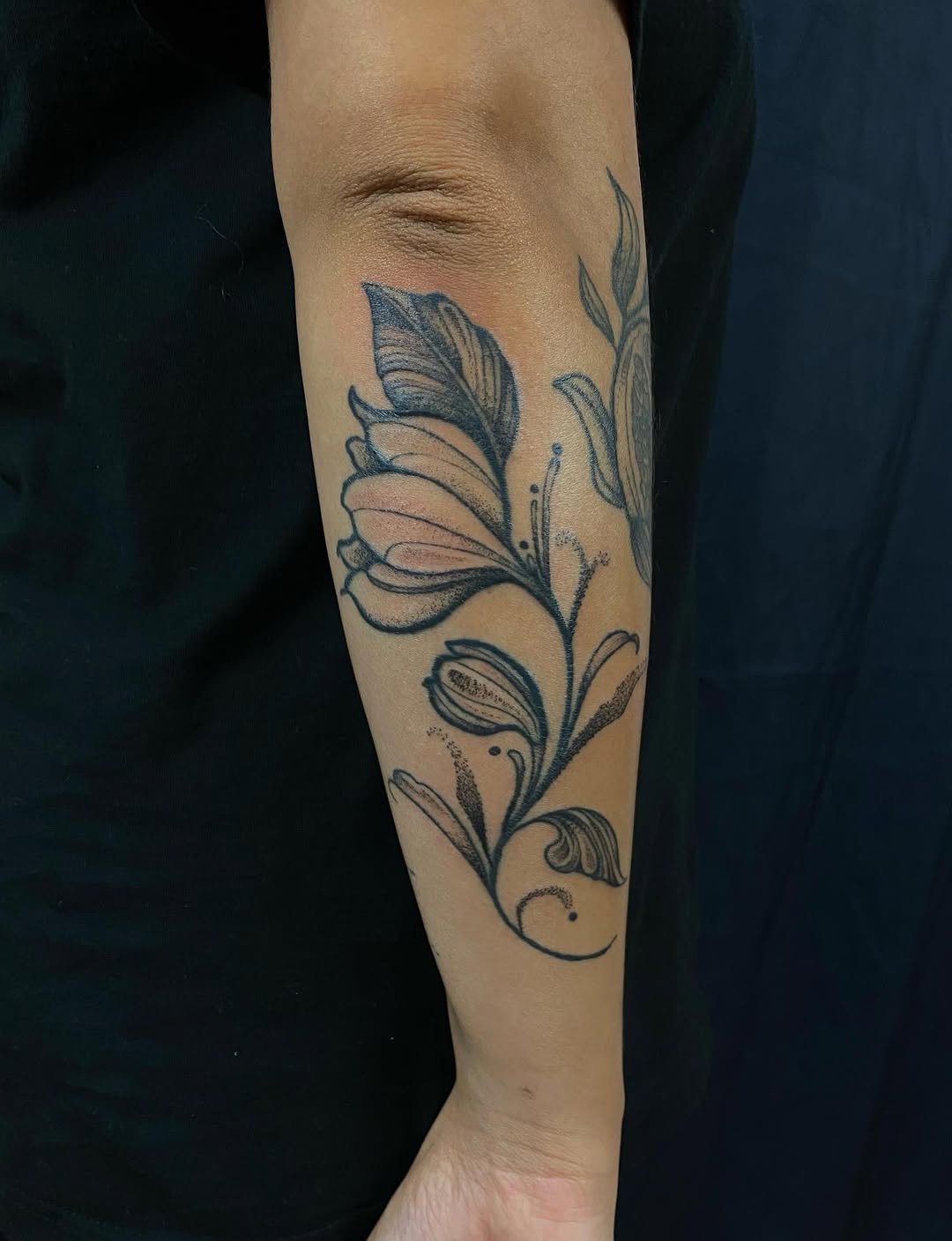 Tattoo by @tatsbyalexandra — dotwork, fine_line