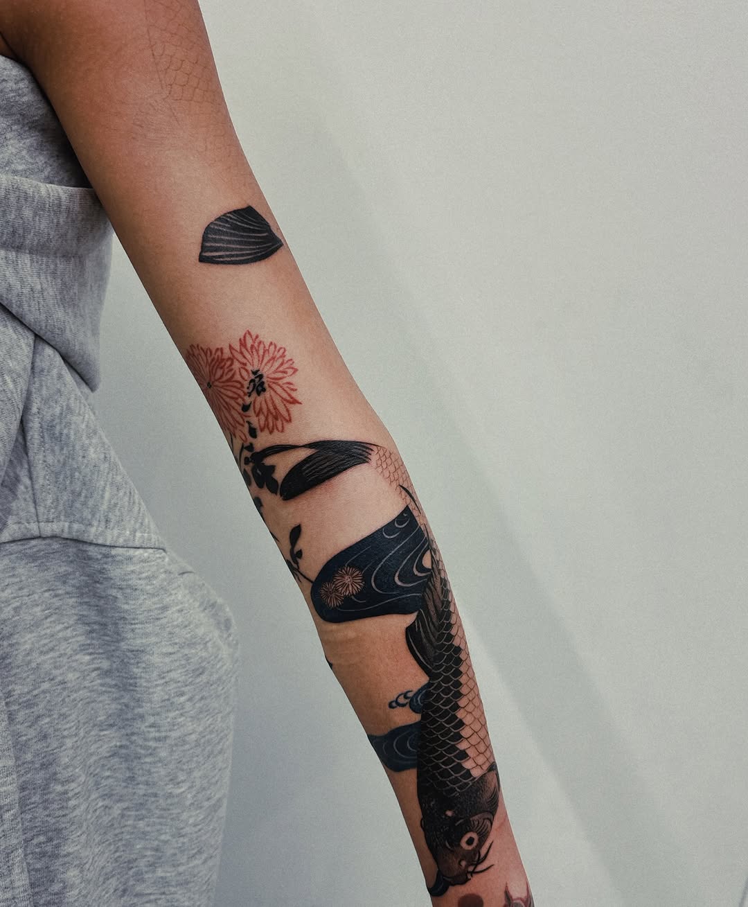 Tattoo by @bidan_gil β japanese_irezumi, black_and_grey
