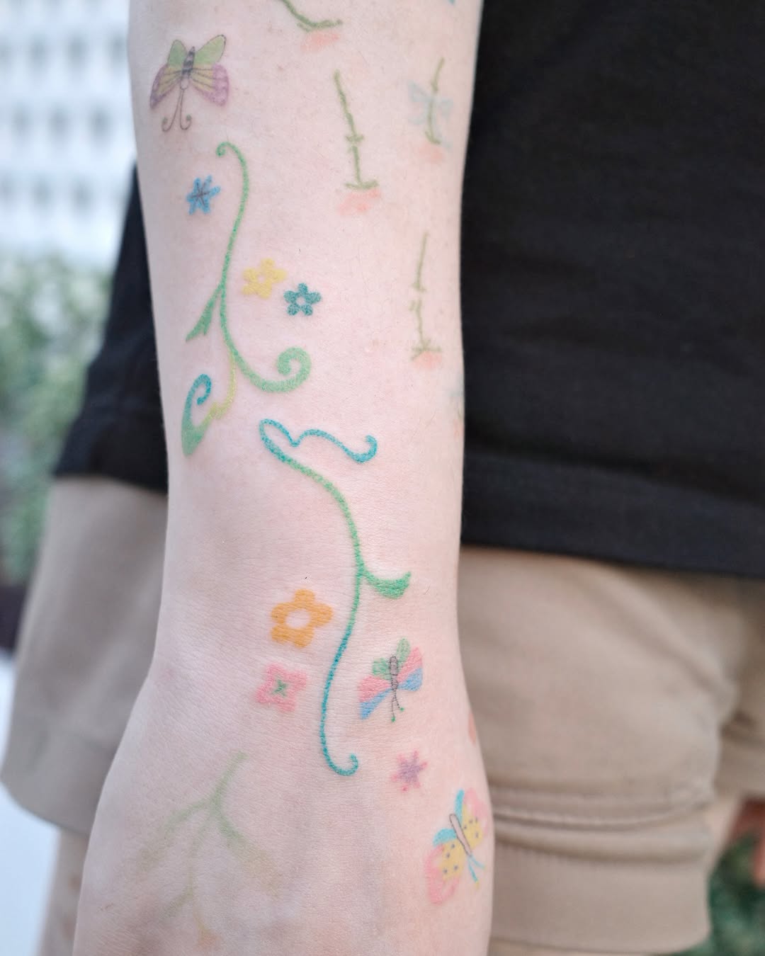 Tattoo by @soonmoon.tattoo — fine_line, minimalist