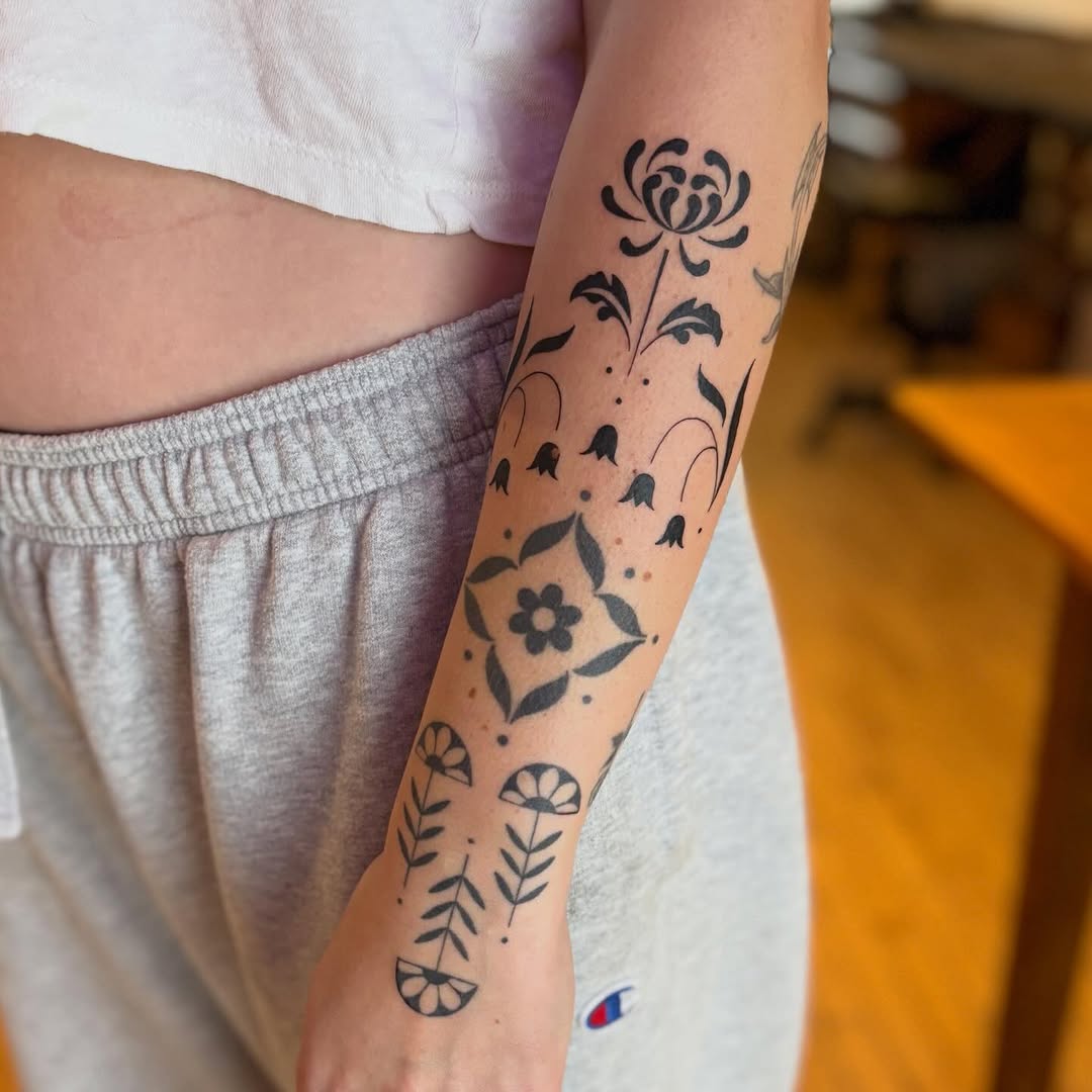 Tattoo by @flowers.for.all.occasions โ blackwork, ornamental