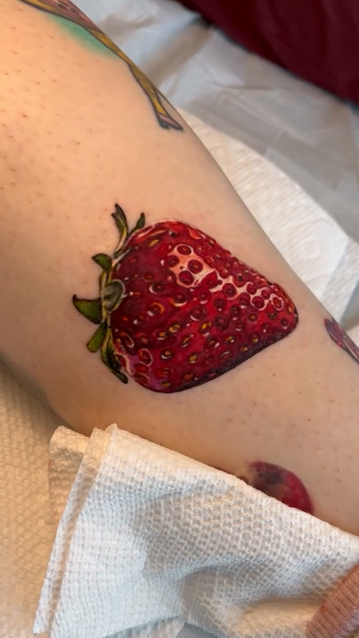 Tattoo by @taratimoon — realism, fine_line