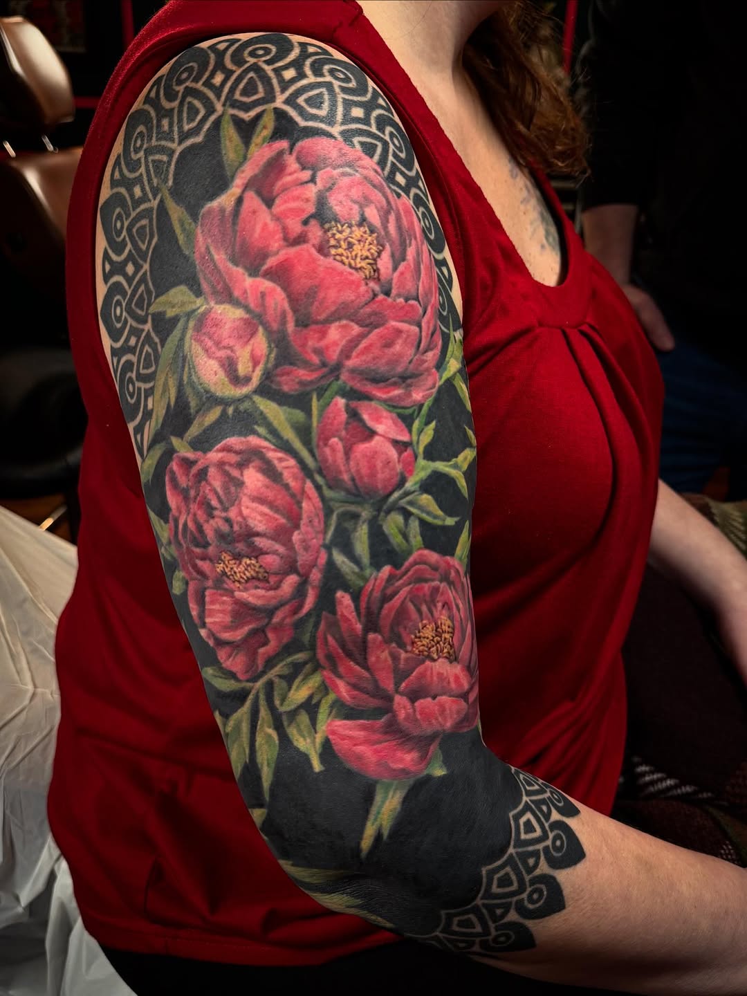Tattoo by @rowanrhystattoo — realism, blackwork