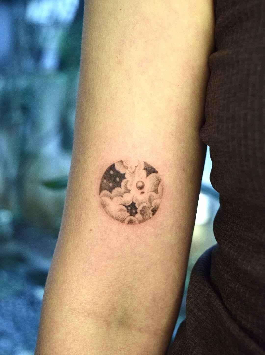 Tattoo by @oh_stella_oh — fine_line, dotwork