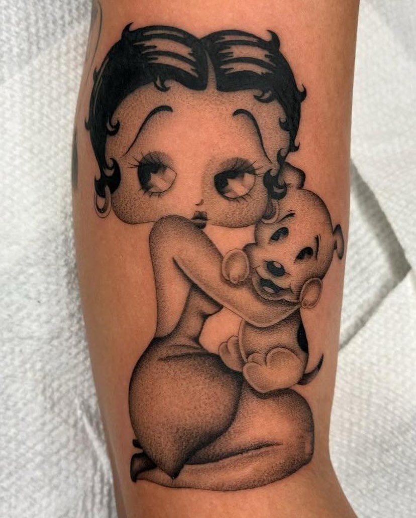 Tattoo by @tiyannagarlic — black_and_grey, realism
