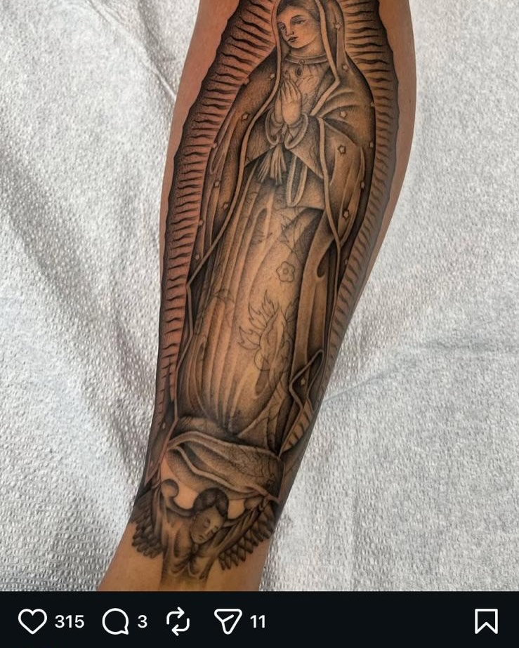 Tattoo by @tiyannagarlic — black_and_grey, realism