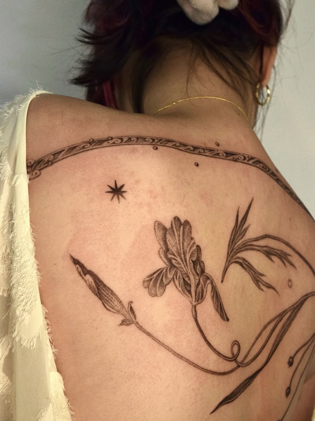 Tattoo by @oh_stella_oh — illustrative, black_and_grey