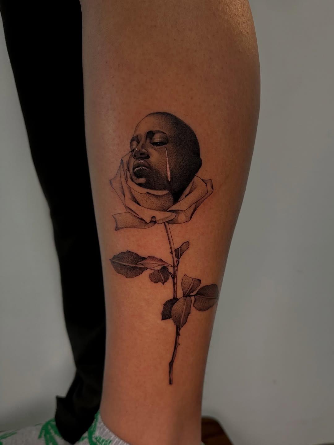 Tattoo by @dirtydianna_tatts โ black_and_grey, realism
