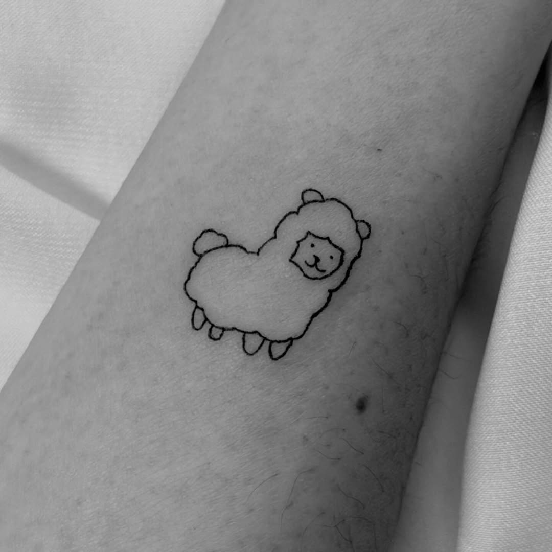Tattoo by @maru_ttttt — fine_line, minimalist