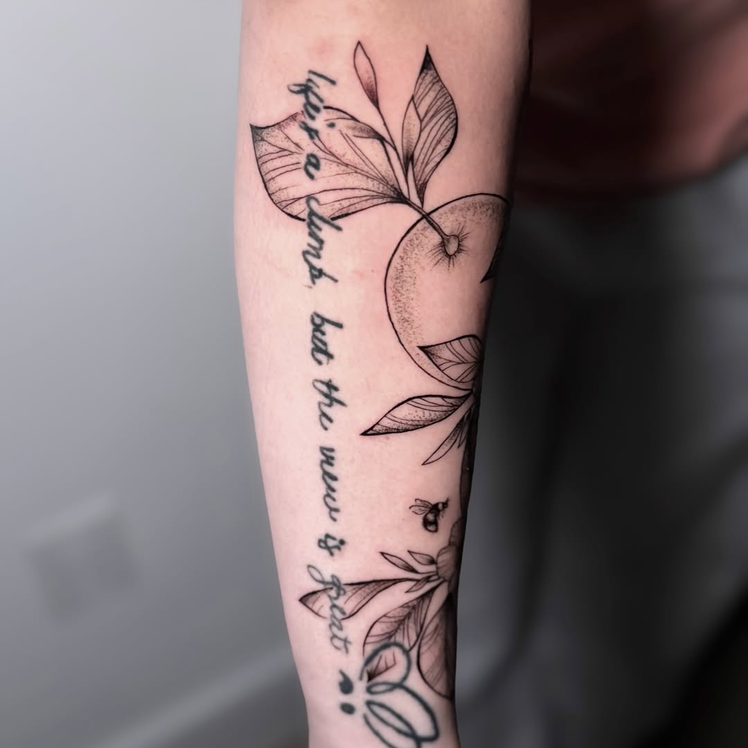 Tattoo by @inkbysyd โ fine_line, illustrative