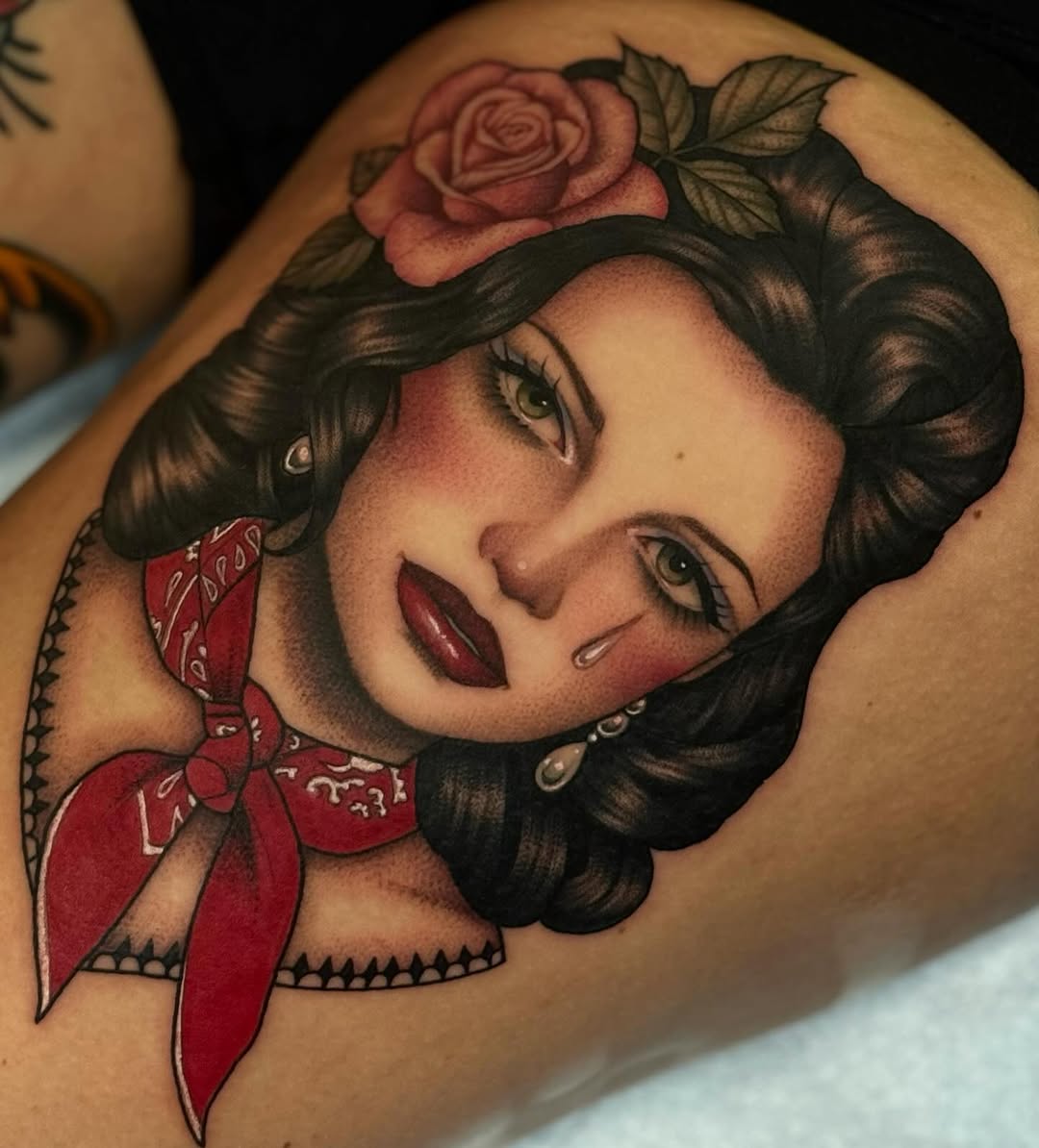 Tattoo by @lunalucerotattoo โ neo_traditional