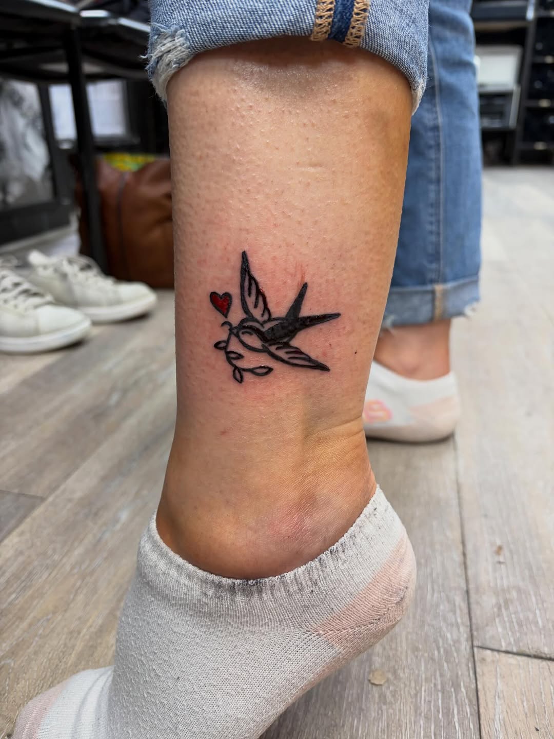 Tattoo by @xweaziex โ fine_line