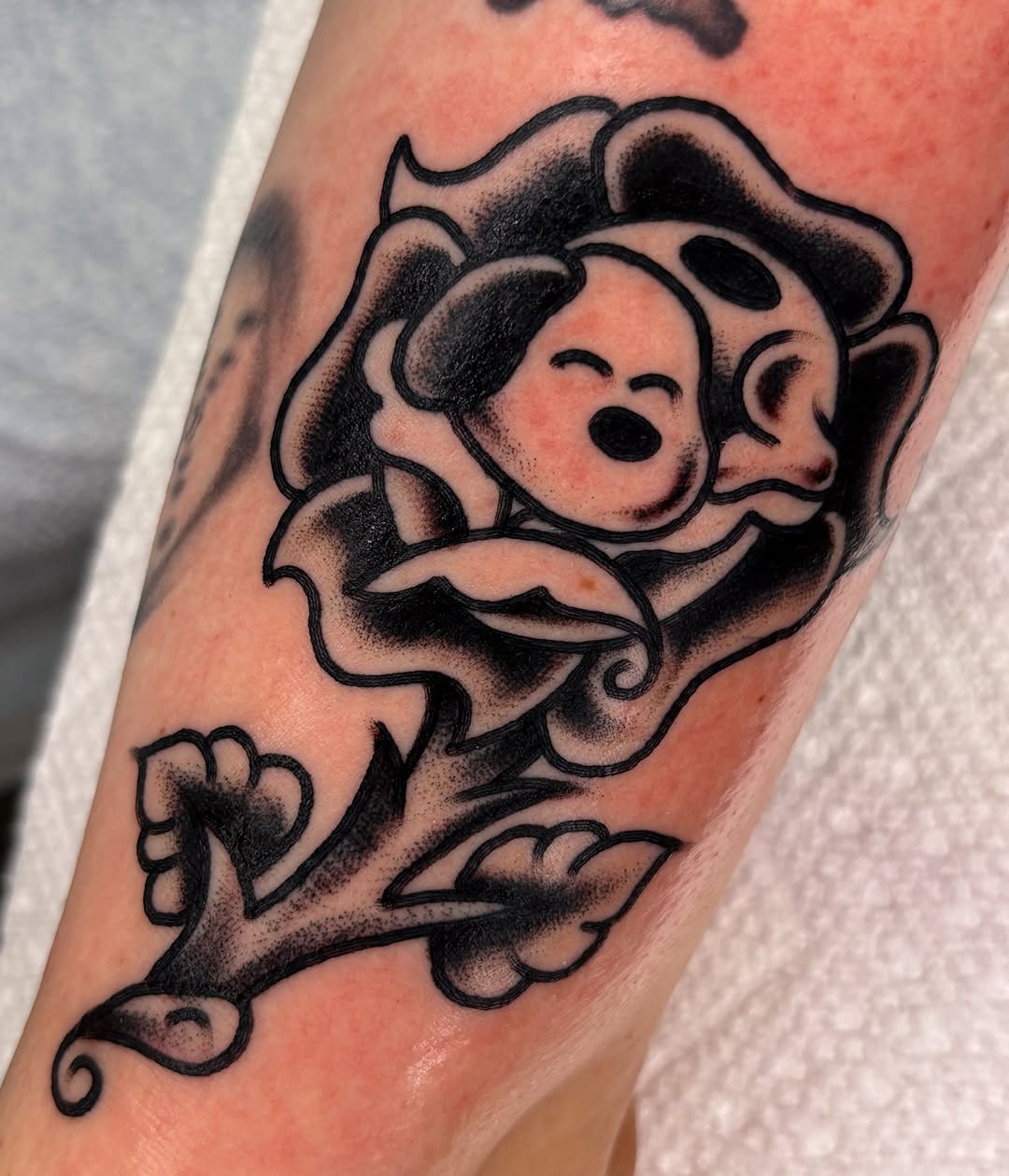 Tattoo by @gabagooltattoos โ american_traditional