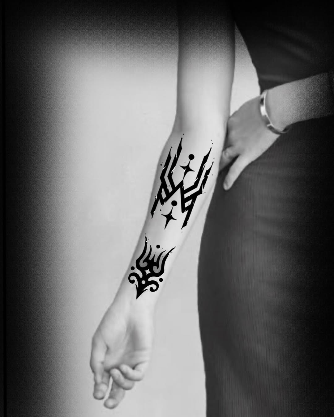 Tattoo by @dreadrooth โ blackwork, geometric