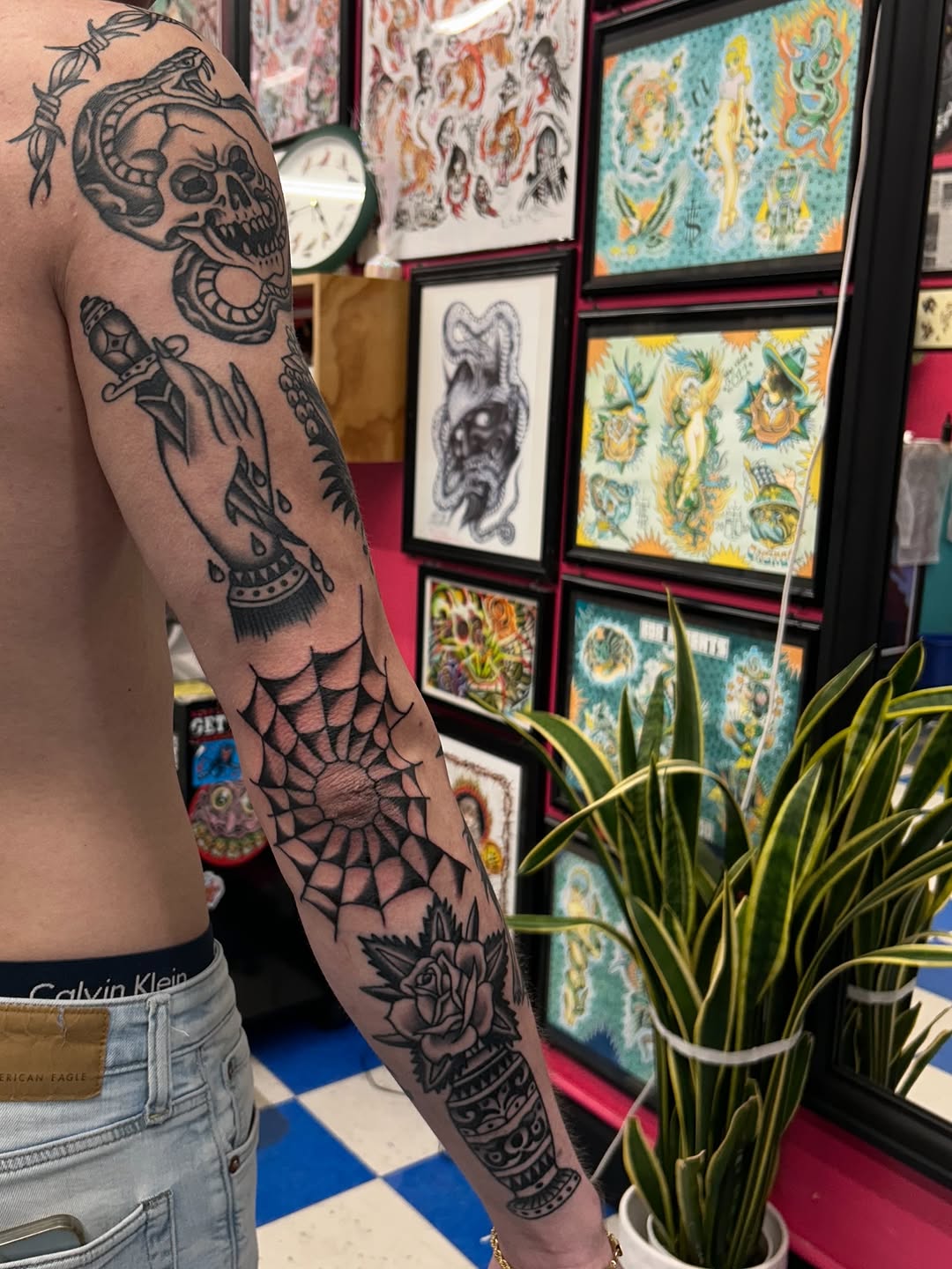 Tattoo by @gnarbunkle โ american_traditional, black_and_grey
