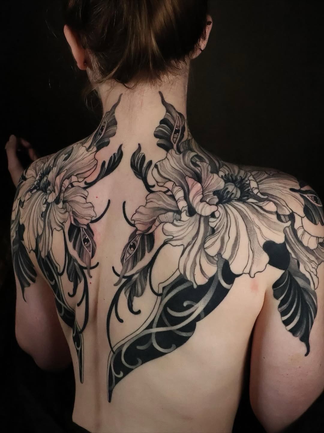 Tattoo by @laurmonftattoos β black_and_grey