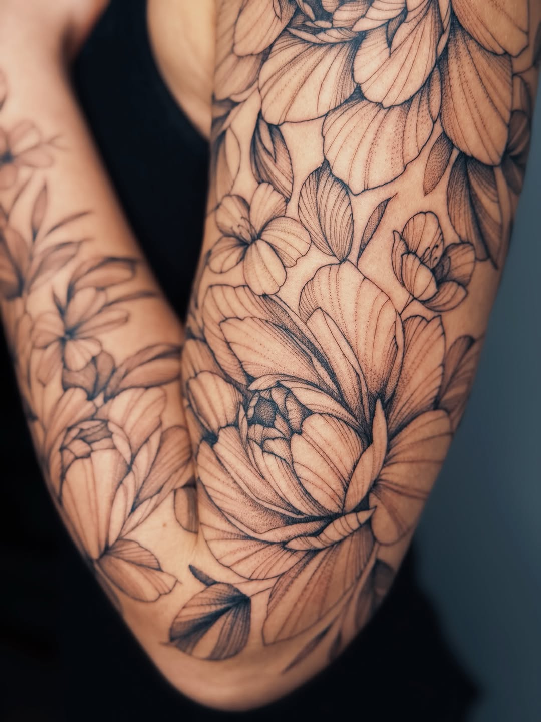 Tattoo by @olgatattooing — black_and_grey