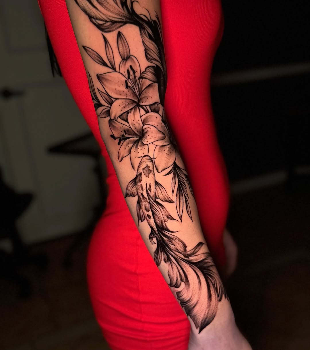Tattoo by @inkedbydaisy β illustrative, black_and_grey