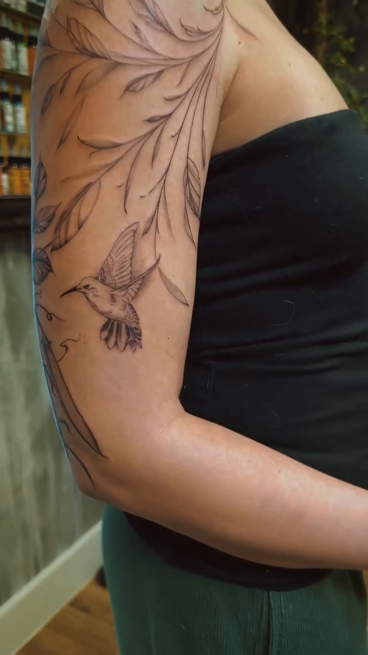 Tattoo by @tattoos.by.ping — illustrative, fine_line