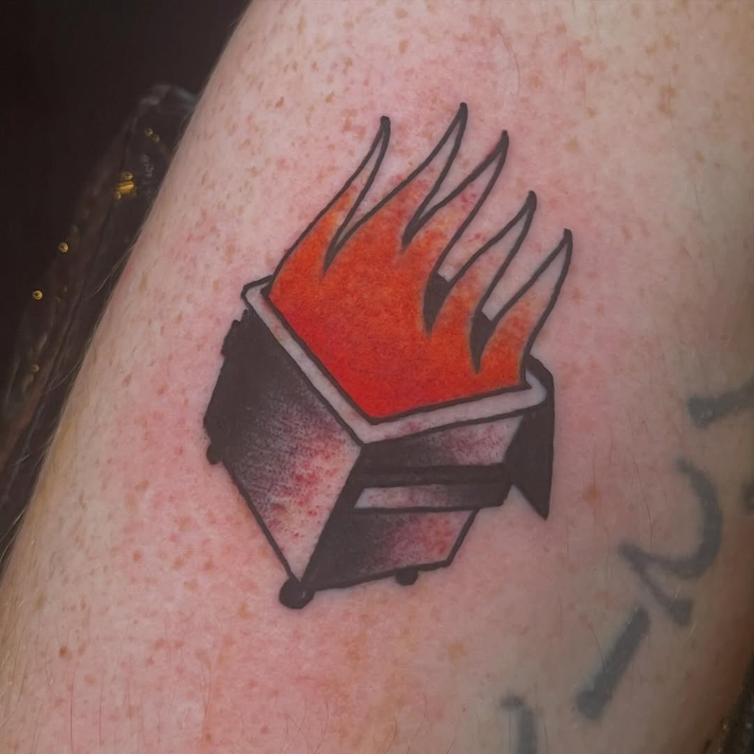 Tattoo by @elliot.liedgren — american_traditional