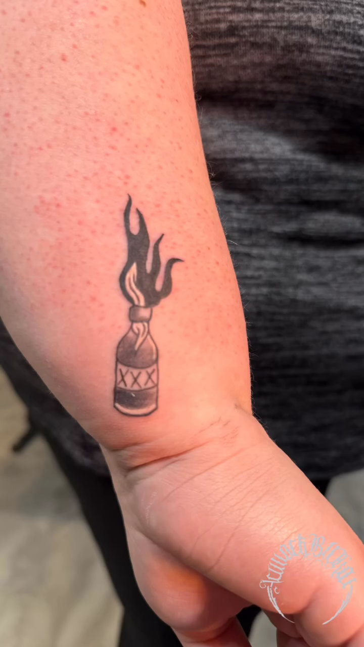 Tattoo by @artworkbykai β black_and_grey