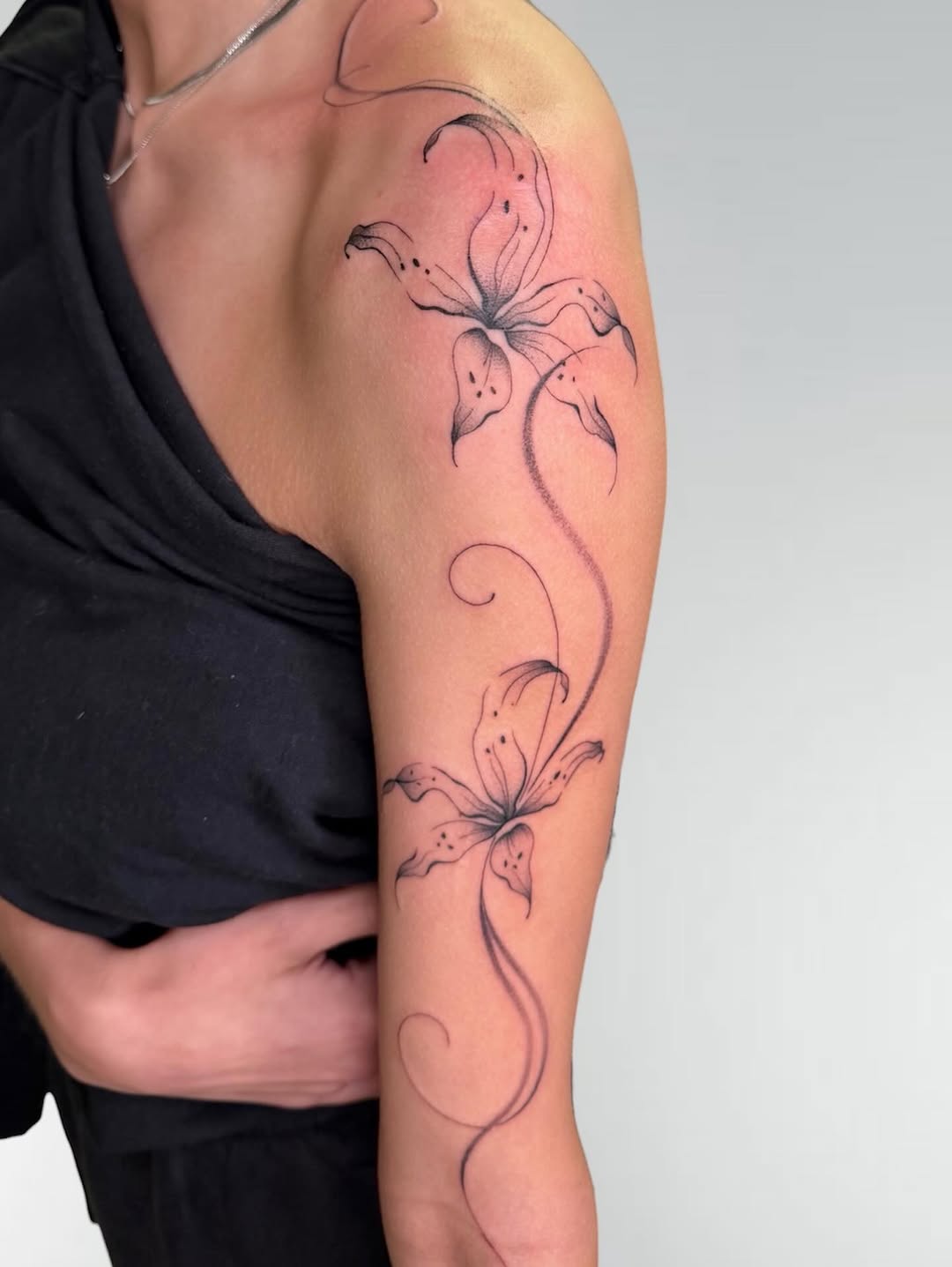 Tattoo by @kaylas.ink — fine_line