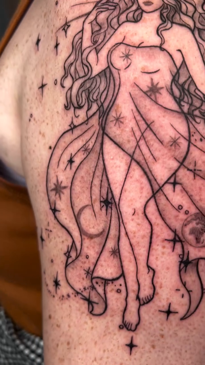 Tattoo by @paintedbyhanna.ink â fine_line, ornamental