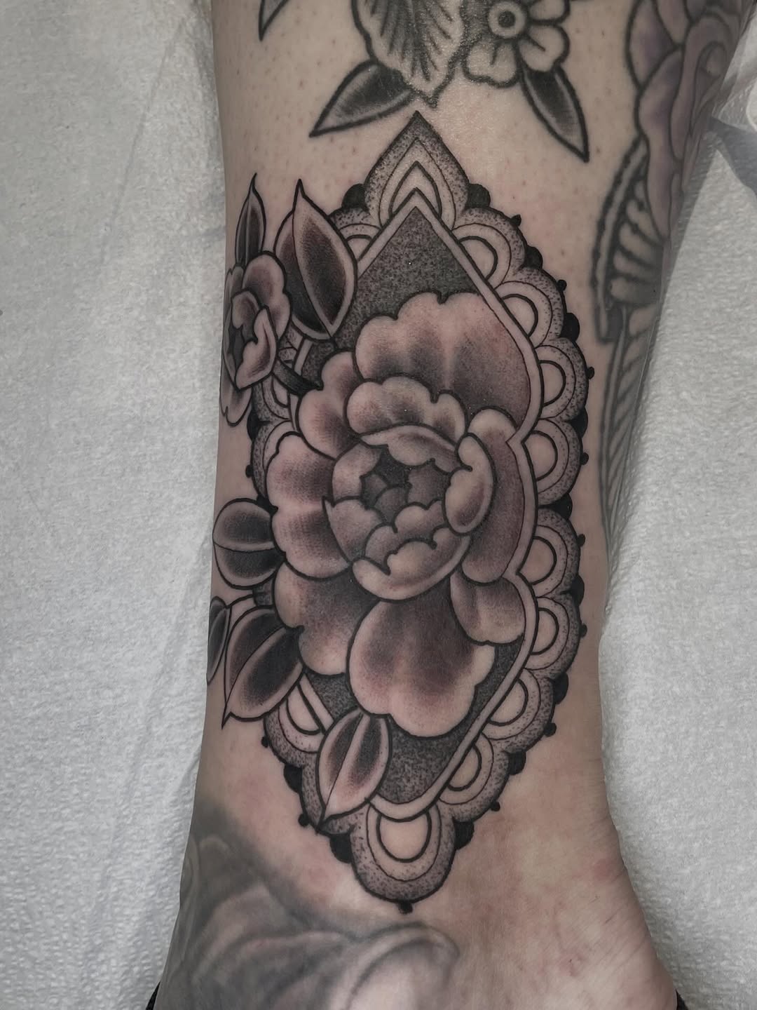 Tattoo by @amandamarietattoo — black_and_grey, ornamental
