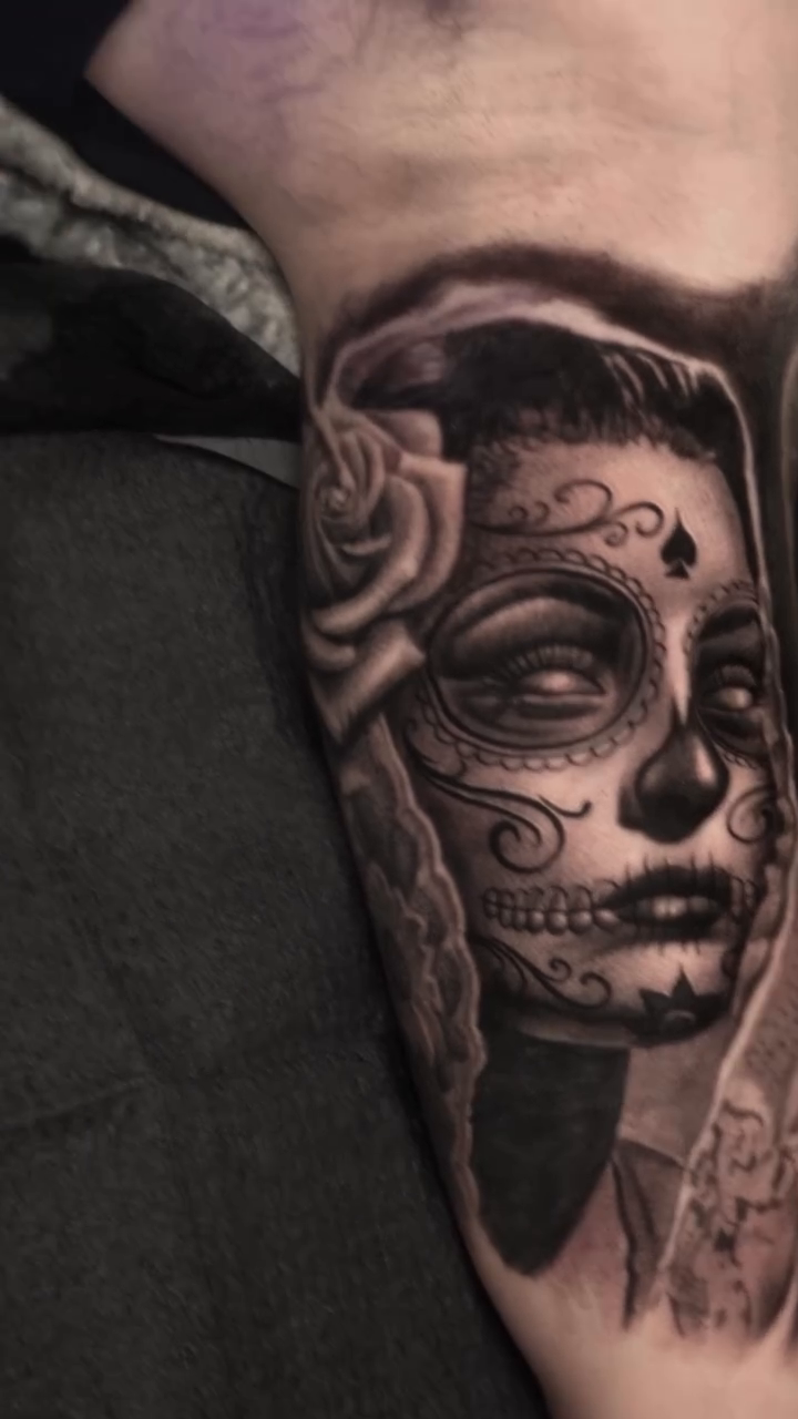 Tattoo by @alonso_tattoos โ black_and_grey, realism