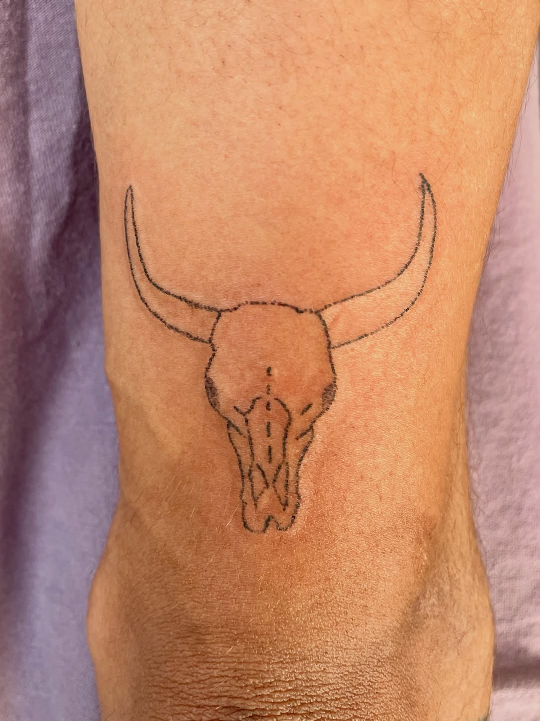 Tattoo by @_tuesdaymornings_ — fine_line, minimalist