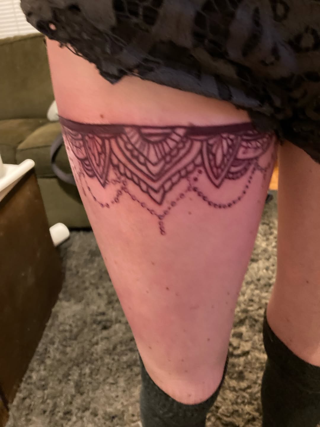 Tattoo by @juiceinkythings — ornamental, fine_line