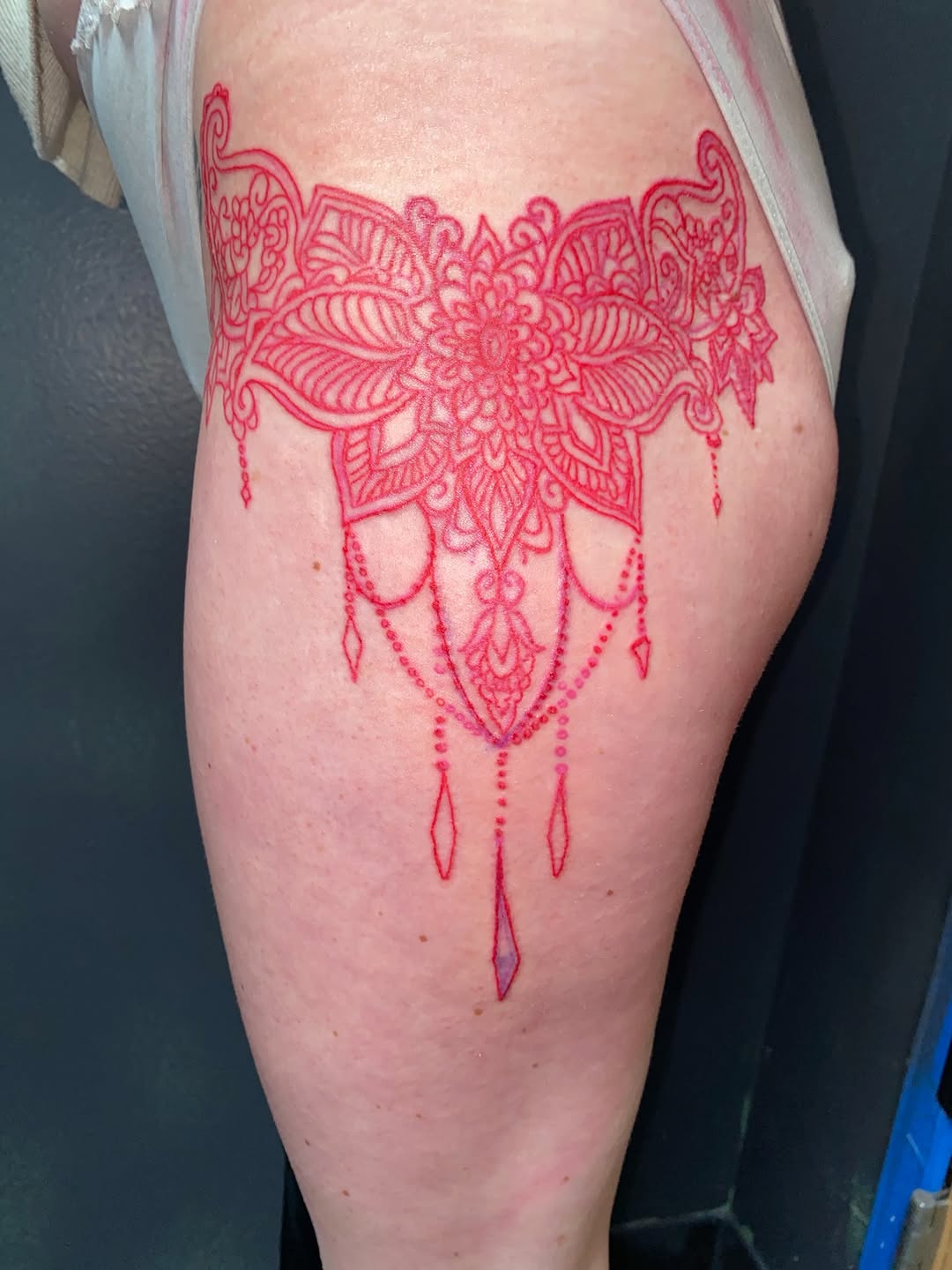 Tattoo by @juiceinkythings — ornamental, fine_line
