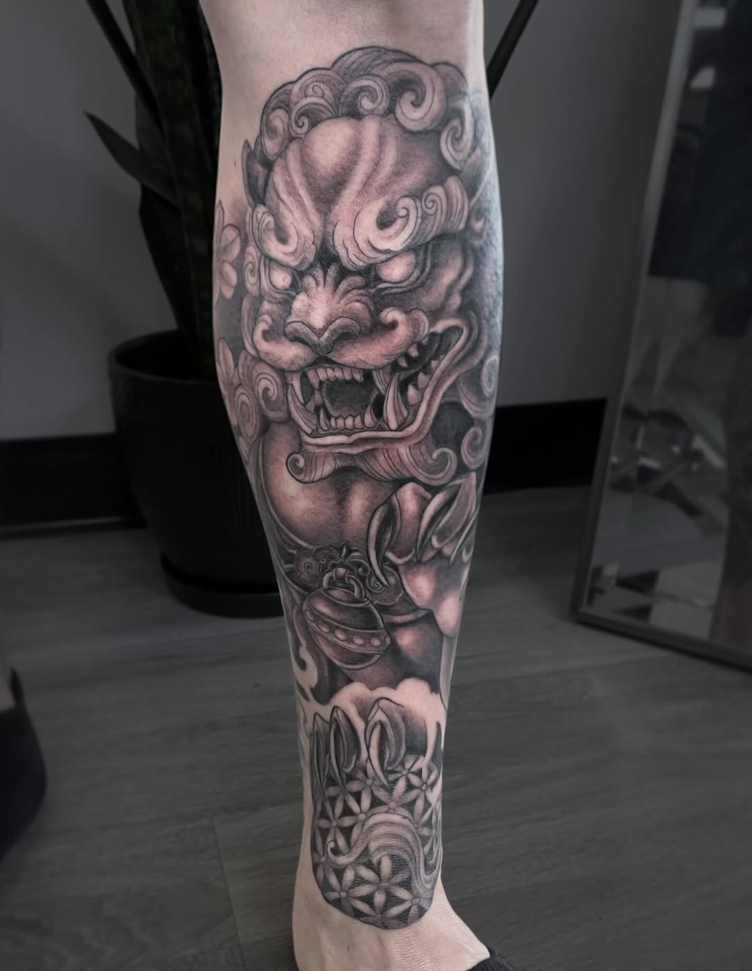 Tattoo by @missautumndancer — japanese_irezumi, black_and_grey