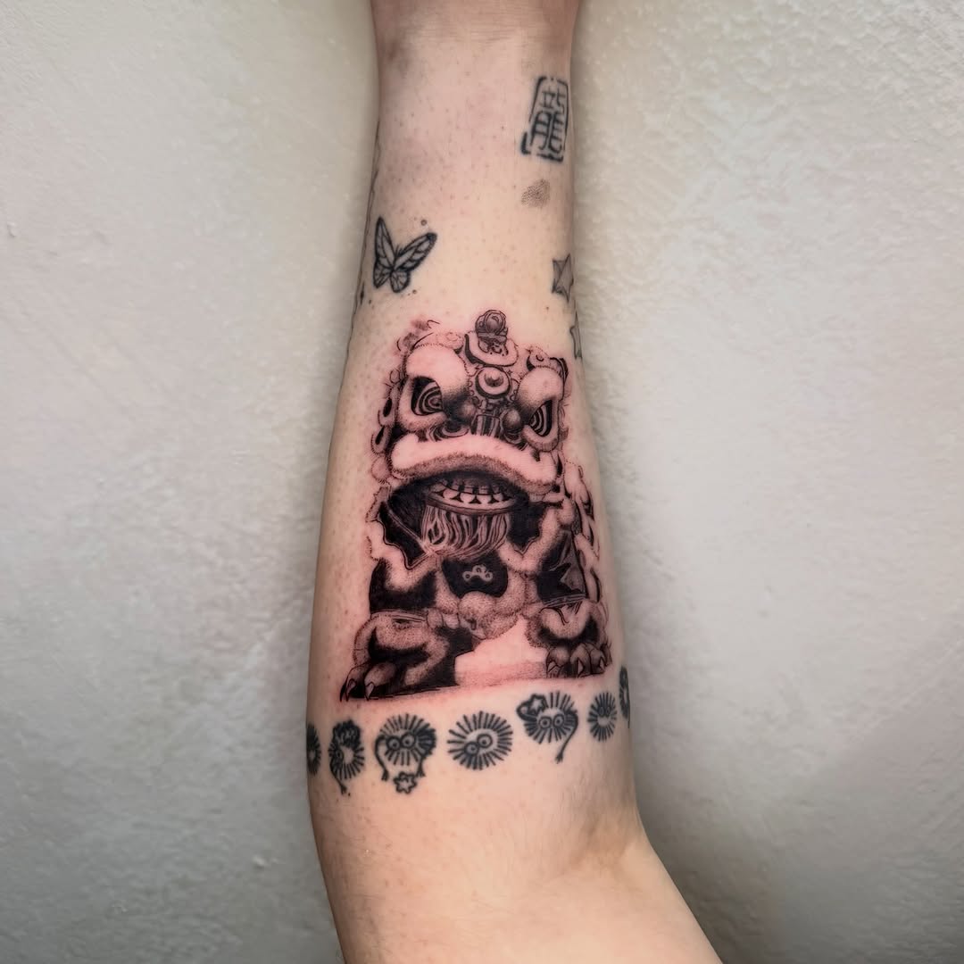 Tattoo by @sonamachine β black_and_grey, illustrative