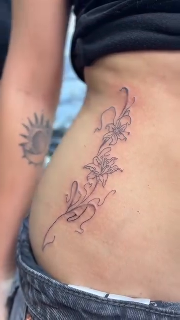 Tattoo by @toplisstattoos โ fine_line