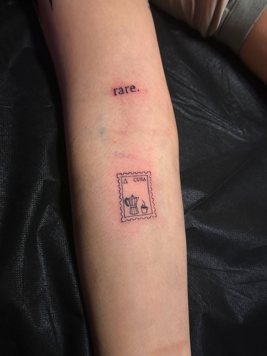 Tattoo by @dennisalejandrotattoos โ fine_line, minimalist