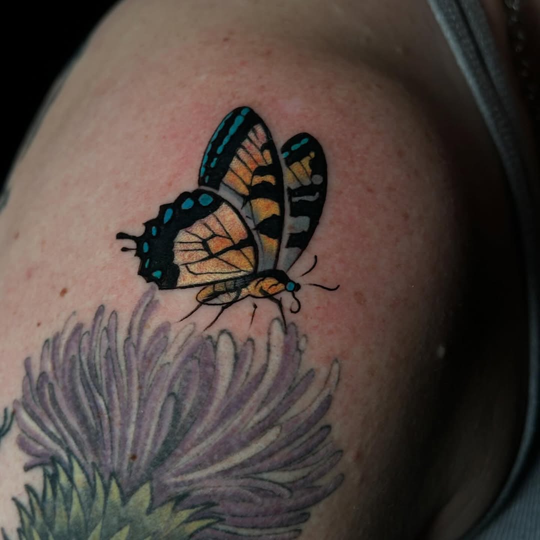 Tattoo by @ratgirltattoo โ realism, fine_line