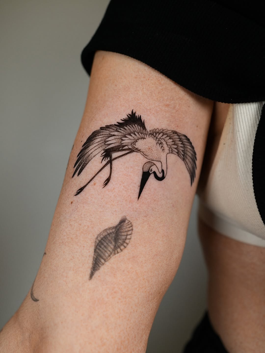 Tattoo by @michelly.ink — japanese_irezumi, dotwork