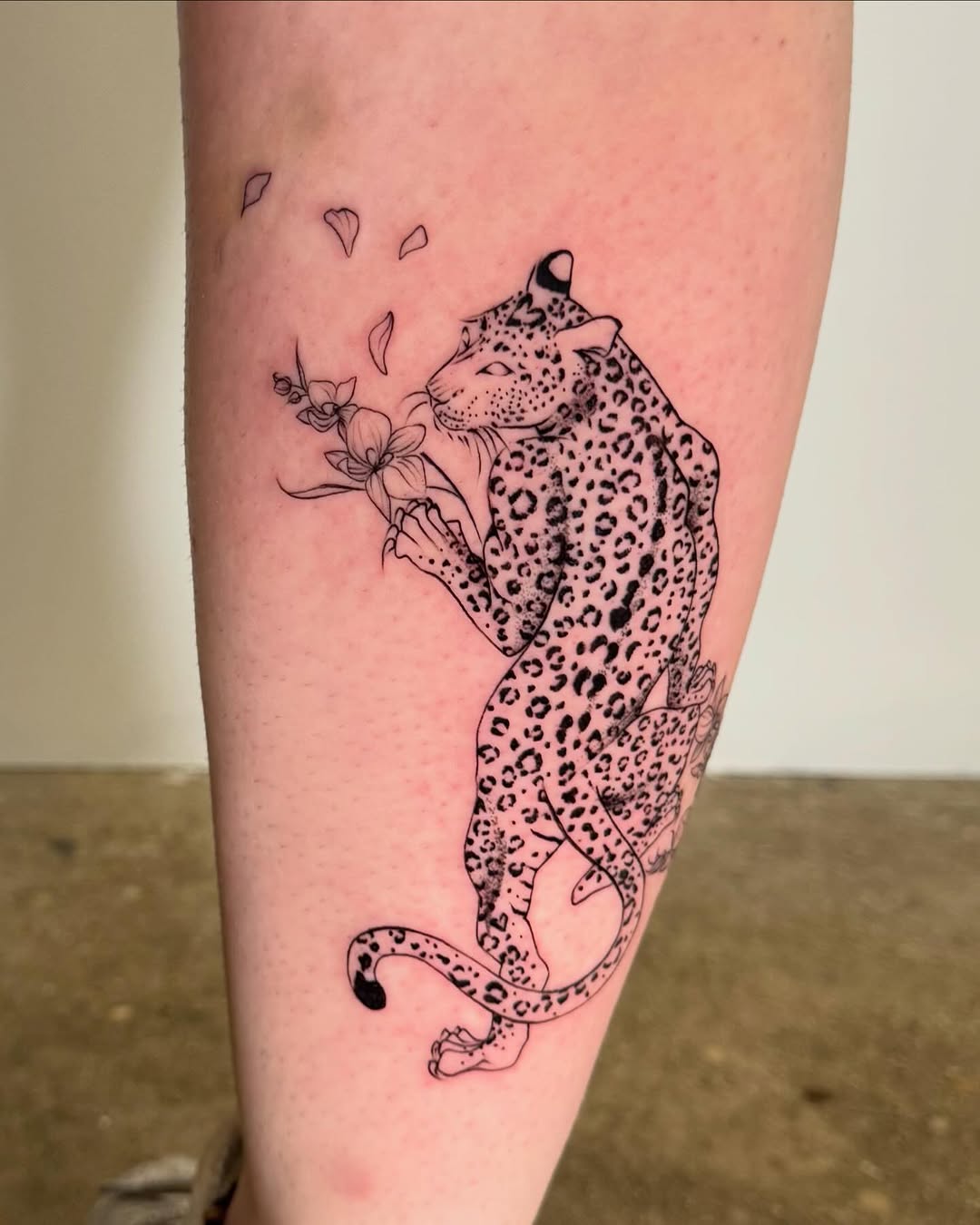 Tattoo by @ry.lynn.tattoos โ black_and_grey