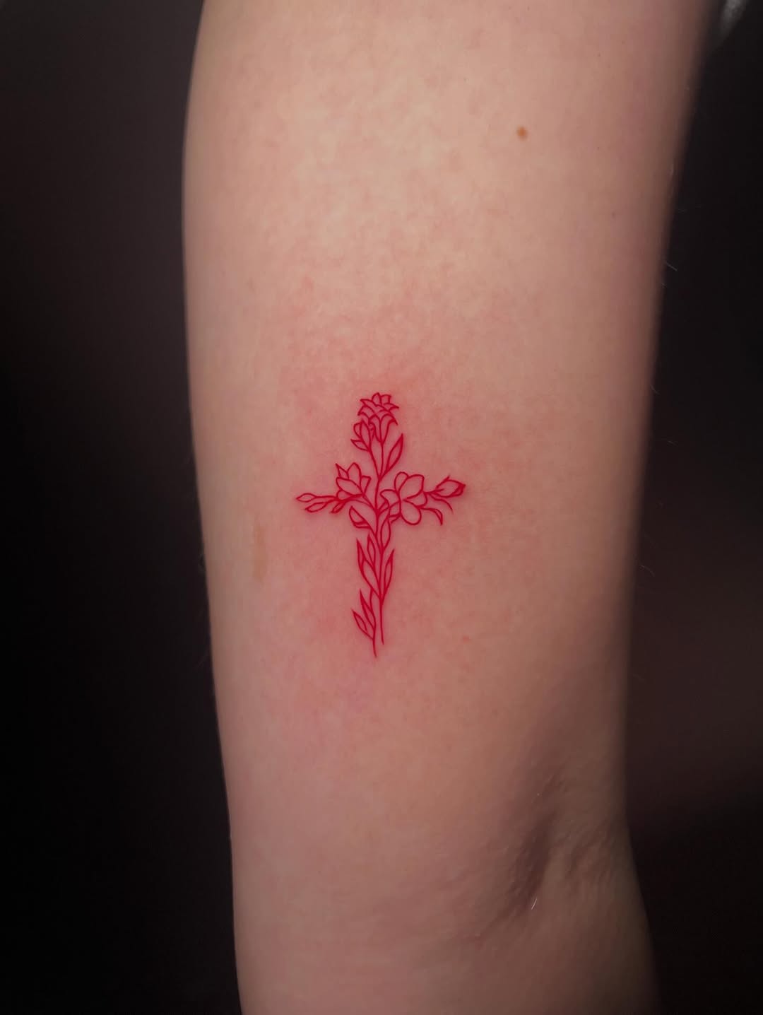 Tattoo by @baungbentattoo_ โ fine_line