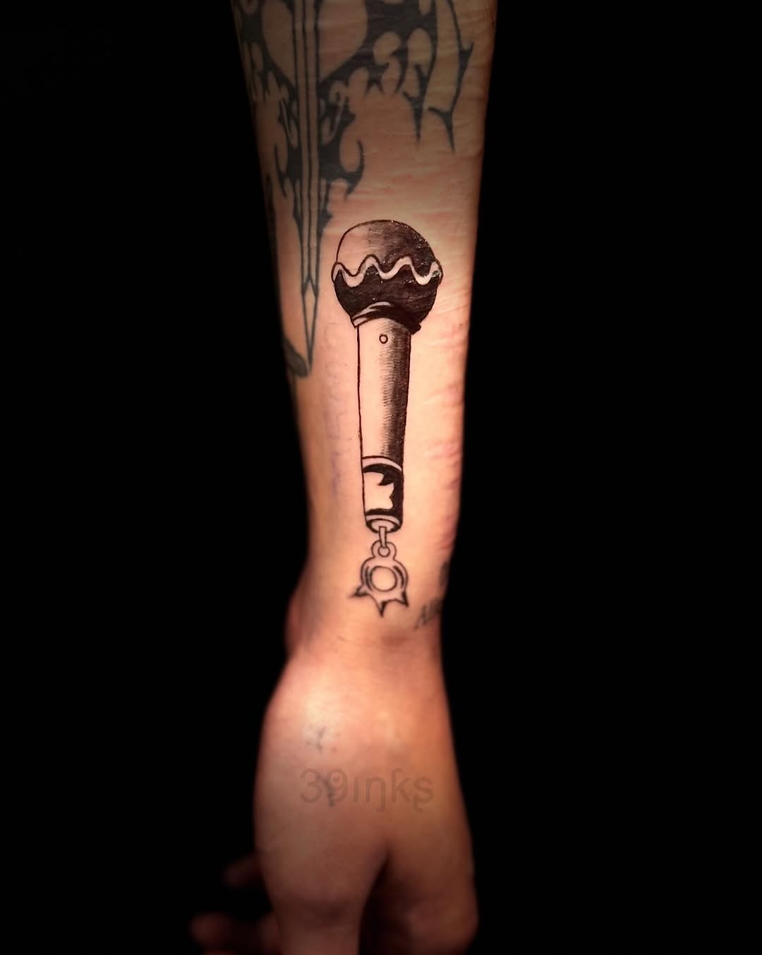 Tattoo by @39inks — black_and_grey