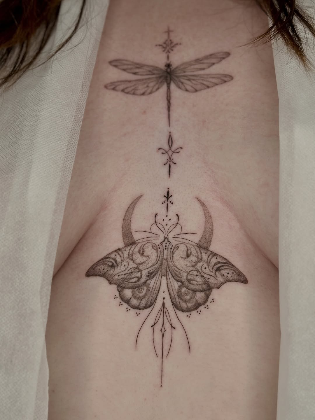 Tattoo by @neomaia.ink — fine_line, dotwork