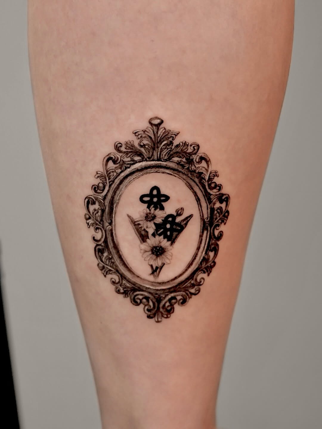 Tattoo by @2erotatt2 — black_and_grey, ornamental