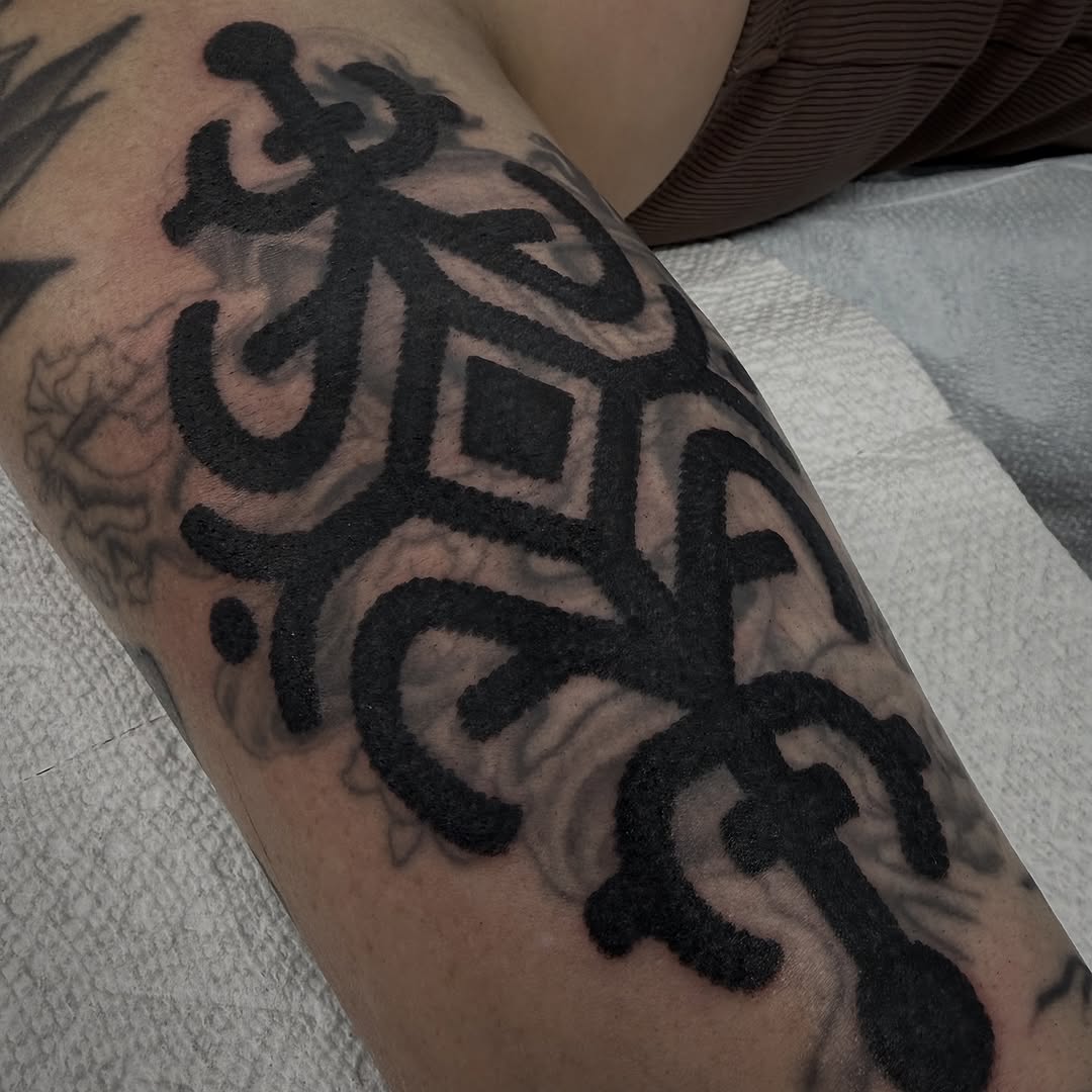 Tattoo by @joel.graytattoos — blackwork, geometric