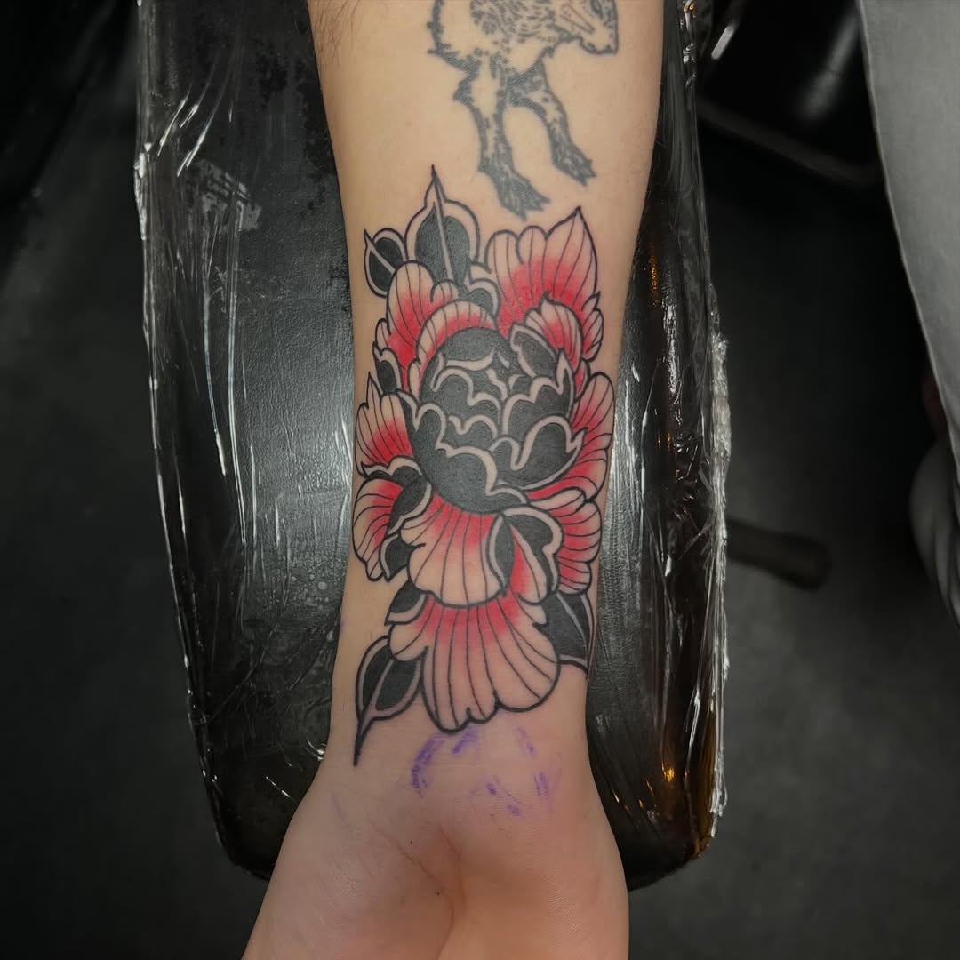 Tattoo by @sweetheart_tattoos — american_traditional, illustrative